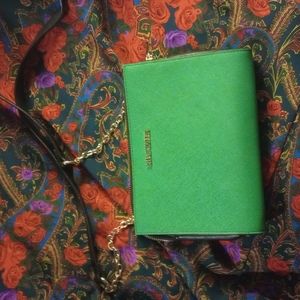 STEVE MADDEN BGREER WALLET CHAIN CROSSBODY